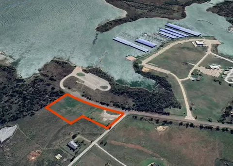 11504 Jones Rd, Sanger, TX 76266