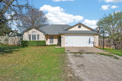 420 Robert Dr, Springtown, TX 76082