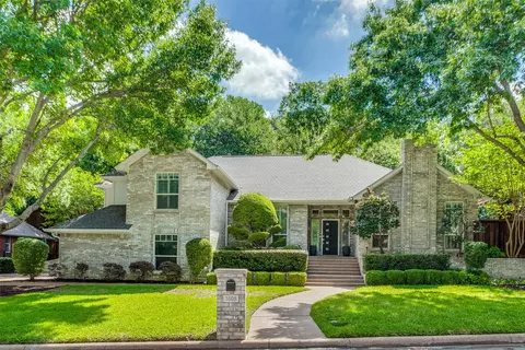 3805 Briarhaven Rd, Fort Worth, TX 76109