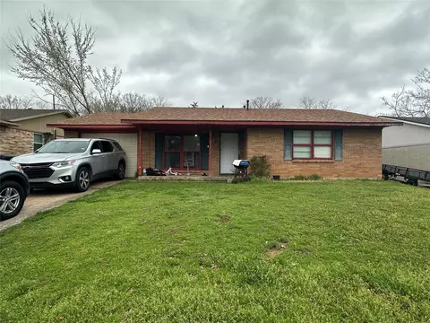 513 Joy Ln, Denison, TX 75021