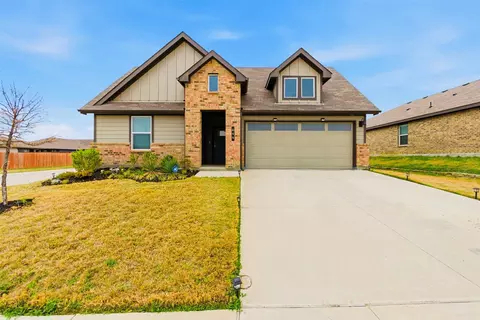 644 Griffith Park Trl, Alvarado, TX 76009