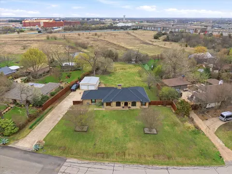3705 Castle Dr, Rowlett, TX 75089