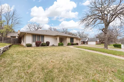 5407 Overridge Dr, Arlington, TX 76017