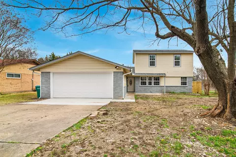 813 S Valentine Dr, Sherman, TX 75090