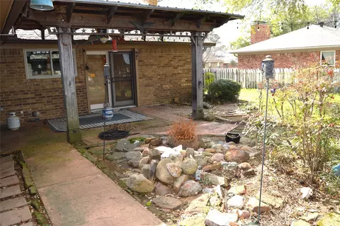 1012 Meridith Dr, Terrell, TX 75160 photo 5