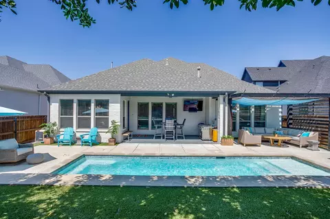 413 Kestrel Ct, Aledo, TX 76008