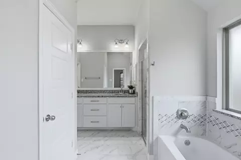Entry Way - 972 Sam St, Springtown, TX 76082 photo 3 of 3
