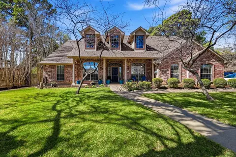 1605 Mistletoe Dr, Flower Mound, TX 75022