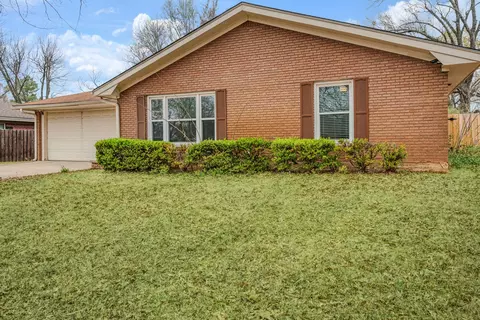 3171 Margaret St, Paris, TX 75460