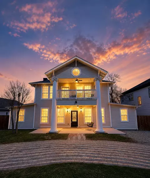 915 N 16th St, Waco, TX 76707