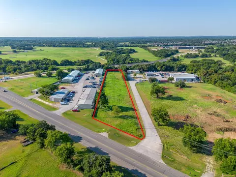 1540 E Renfro St, Burleson, TX 76028