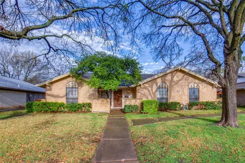 2009 Nantucket Dr, Richardson, TX 75080