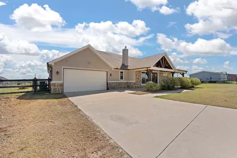 6012 Berry Ridge Ln, Joshua, TX 76058