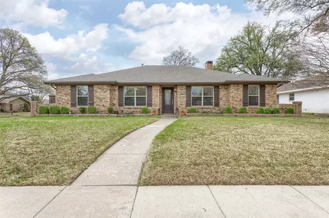 2400 Windsor Pl, Plano, TX 75075