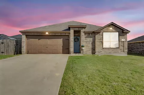 141 Ringneck Dr, Sanger, TX 76266