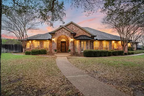 517 Chado Ln, Robinson, TX 76706