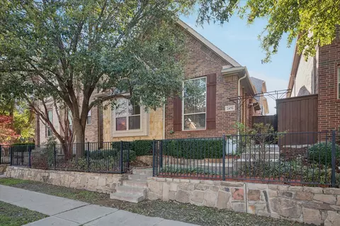 2470 Sunderland Ln, Lewisville, TX 75067