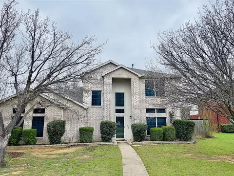 729 Wedgewood Dr, Desoto, TX 75115