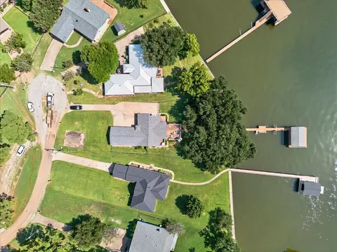114 Baker B Ranch Rd, Trinidad, TX 75163
