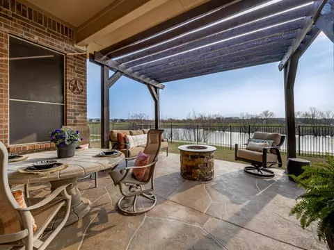 Exterior - 4612 Brookside Dr, Argyle, TX 76226 photo 2 of 7