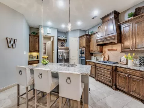 Kitchen - 4612 Brookside Dr, Argyle, TX 76226 photo 2 of 4