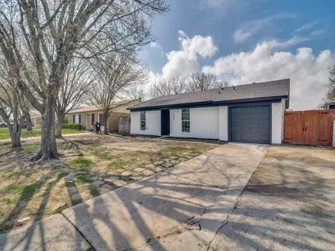 239 Redwood St, Mesquite, TX 75181