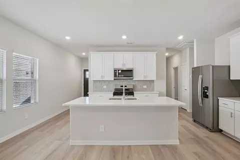 1126 Old Stead Dr, Mckinney, TX 75071