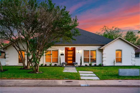 7246 Arbor Oaks Dr, Dallas, TX 75248