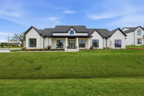 4304 Belle Dr, Flower Mound, TX 75022