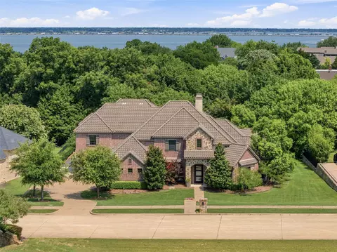 236 Summer Tanager Ln, Heath, TX 75032