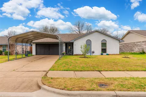 1028 Sunset Dr, Garland, TX 75040