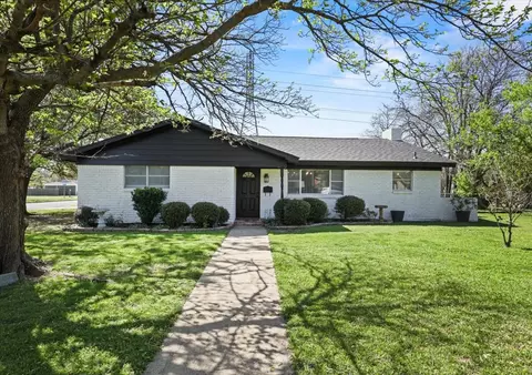 7332 Deville Dr, North Richland Hills, TX 76180