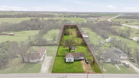 111 E Main St, Gunter, TX 75058