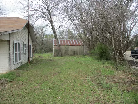 522 E Quitman St, Emory, TX 75440 photo 6