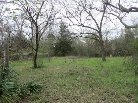522 E Quitman St, Emory, TX 75440 photo 3
