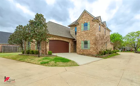 27 Chez Moi Dr, Bossier City, LA 71111
