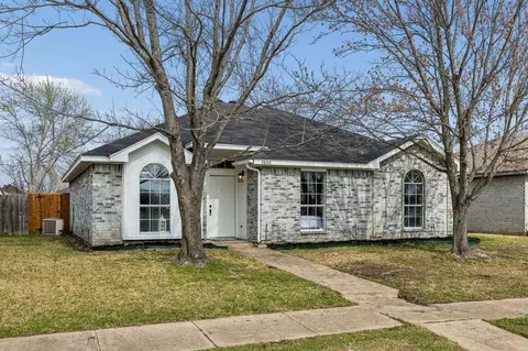 2604 Helen Ln, Mesquite, TX 75181