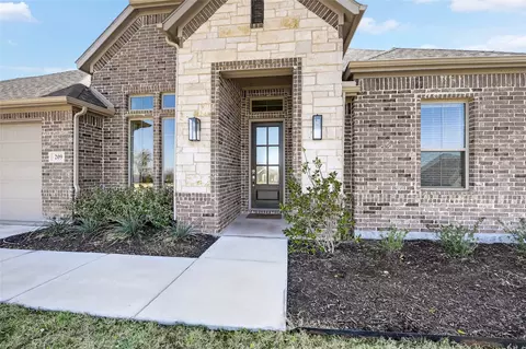209 Basalt Ln, Azle, TX 76020