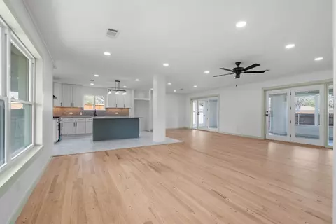 662 Fox Ave, Lewisville, TX 75057