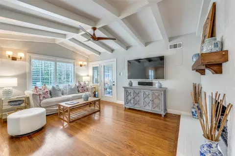 6609 Patrick Dr, Dallas, TX 75214