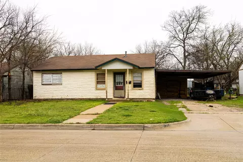 1712 Glenn Dr, Blue Mound, TX 76131