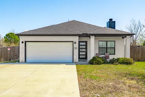 9309 Ronald Dr, Fort Worth, TX 76134