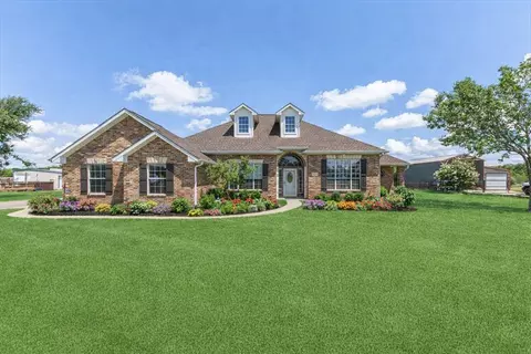 1062 Savannah Ln, Kaufman, TX 75142