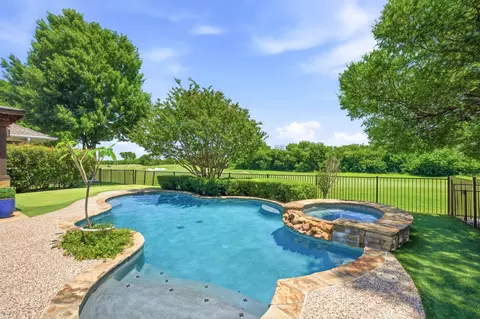1525 Timber Edge Dr, Mckinney, TX 75072