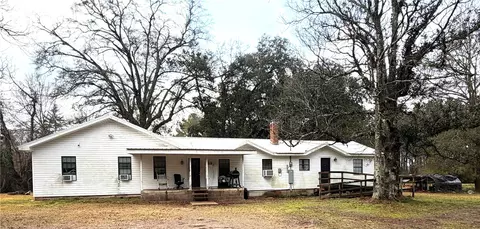 120 Bessie Crow Rd, Coushatta, LA 71019