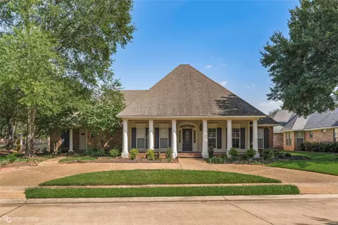 101 Chesterton Ct, Bossier City, LA 71111