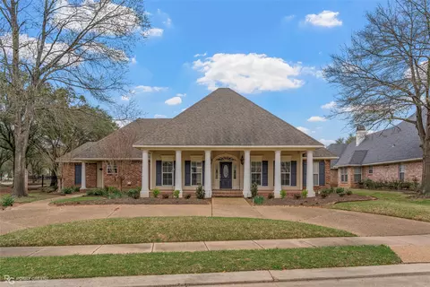 101 Chesterton Ct, Bossier City, LA 71111
