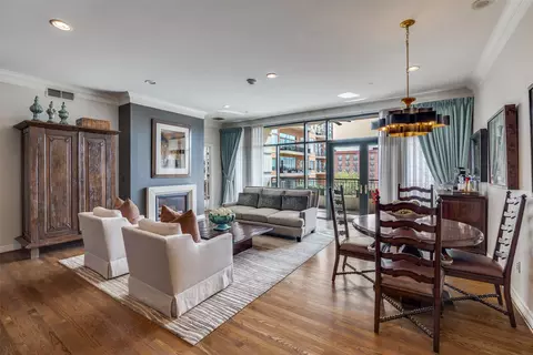 2828 Hood St #506, Dallas, TX 75219