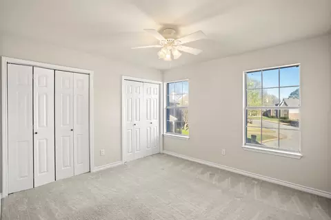 Bedroom - 4202 Hearthside Dr, Grapevine, TX 76051 photo 5 of 5