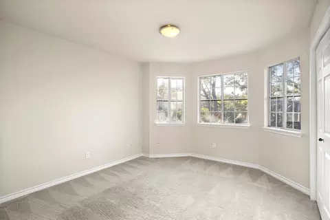 Bedroom - 4202 Hearthside Dr, Grapevine, TX 76051 photo 3 of 5